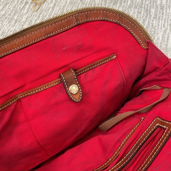 Dooney & Burke Vintage 1975 Classic Black Pebble Leather Satchel Purse with feet - Picture 14 of 15